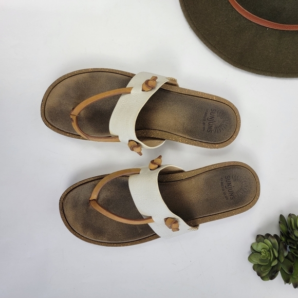 Sunjuns Shannon Flat Sandal - Picture 12 of 12